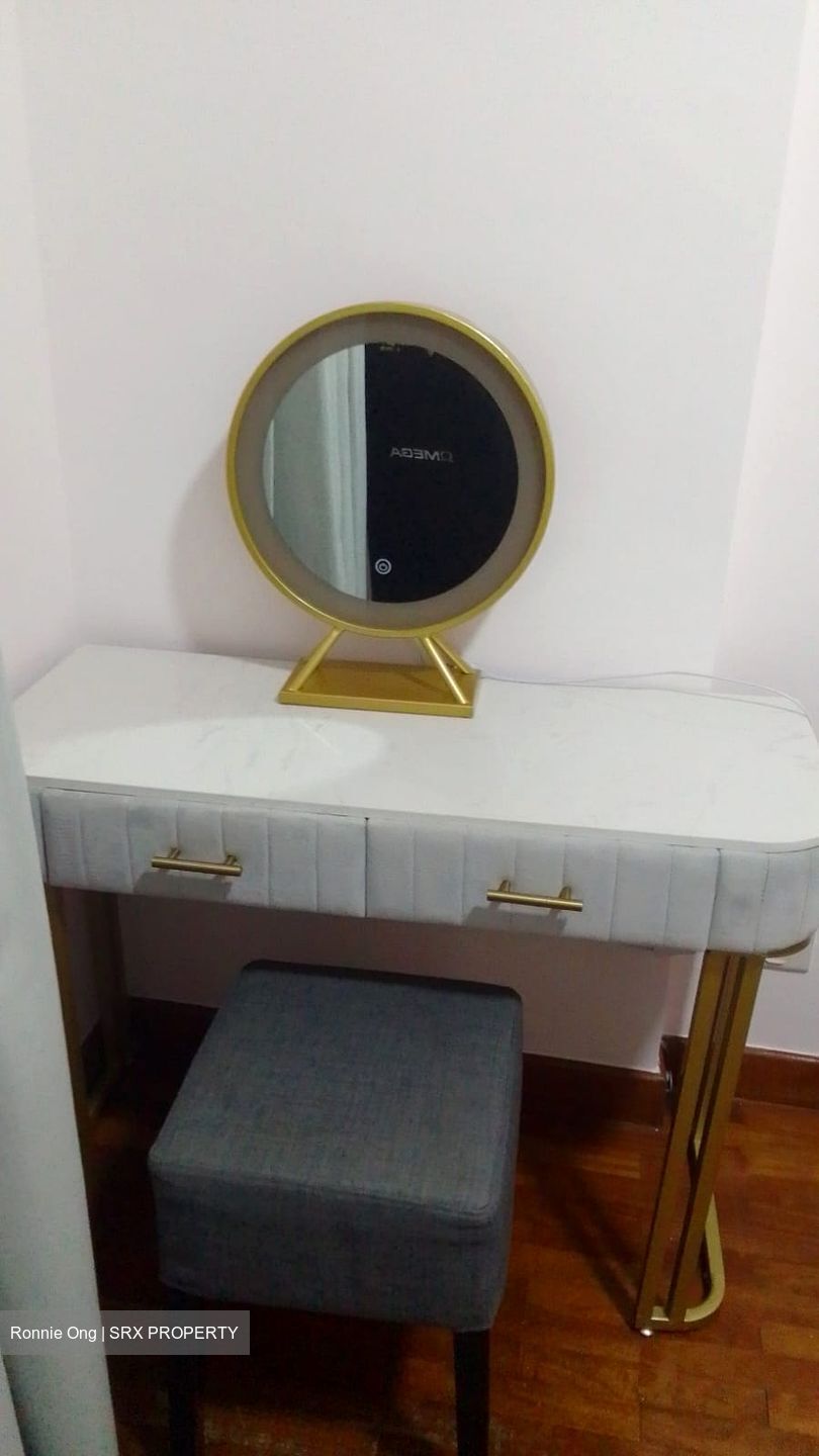 Hillview Heights (D23), Condominium #488151141